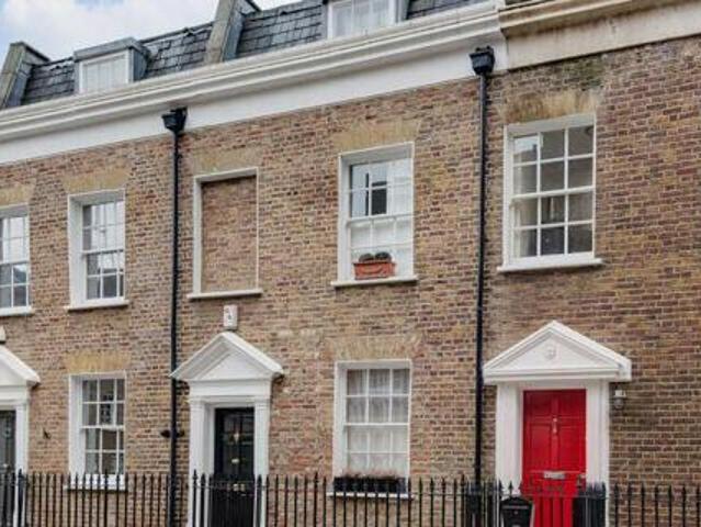 House for sale in Lyons, Greater London