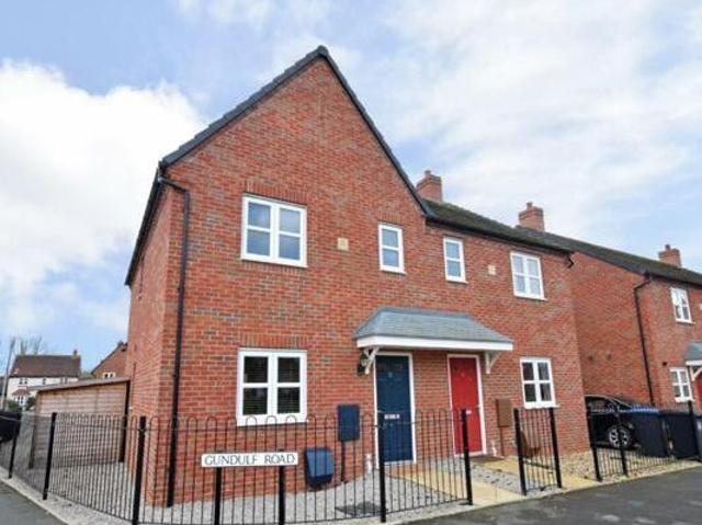 House for rent in Lyons, Greater London