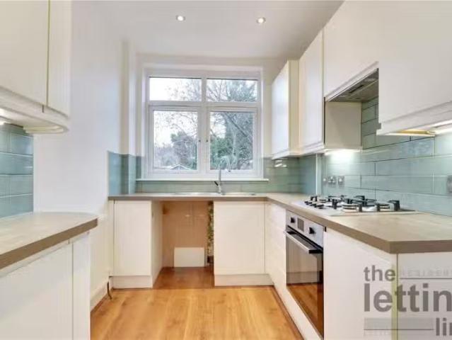 House for rent in Ponders End, Greater London