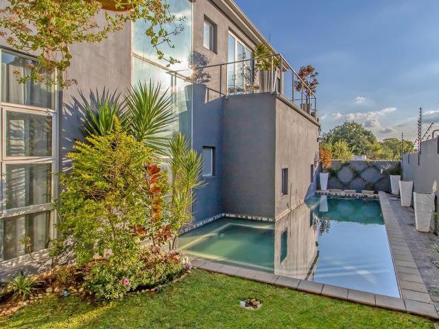 House for rent in Parktown North, Rosebank