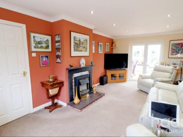 House for rent in Chelmondiston, Suffolk