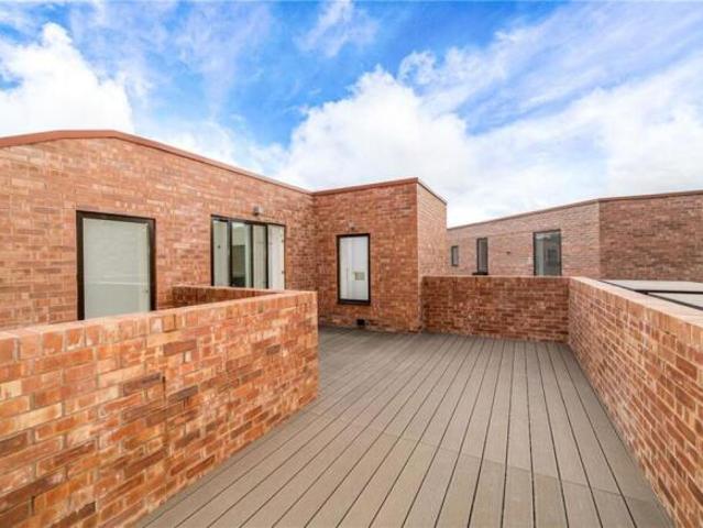 House for rent in West Kensington, Greater London