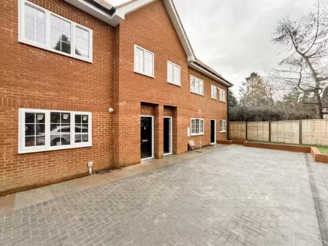 House for rent in London Borough of Croydon, Kenley