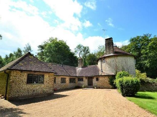 House for rent in Lyons, Greater London