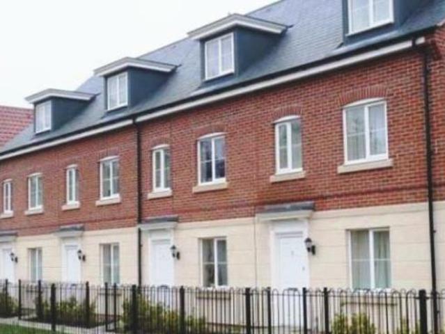 House for rent in Lyons, Greater London