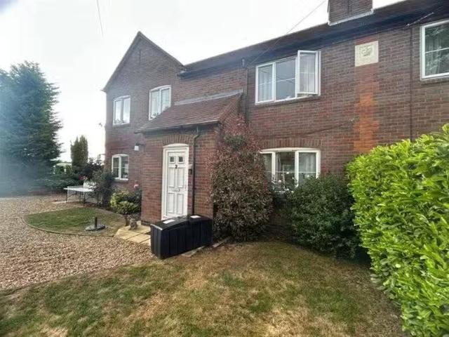 House for rent in Five Acres, Hertfordshire