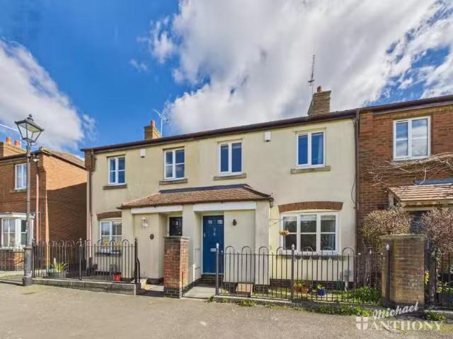 House for rent in Aylesbury, Buckinghamshire