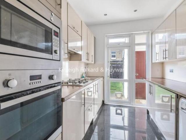 House for rent in Cat Hill, England