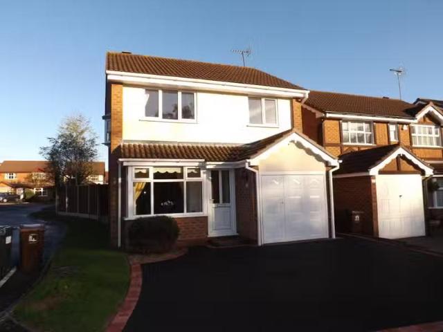House for rent in Monkspath, West Midlands