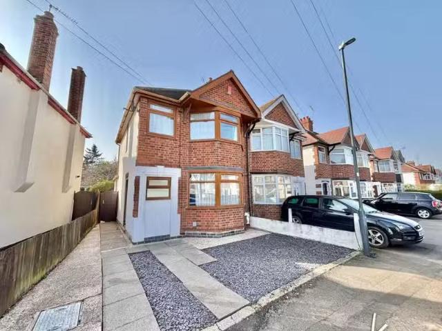 House for rent in Camp Hill, Warwickshire