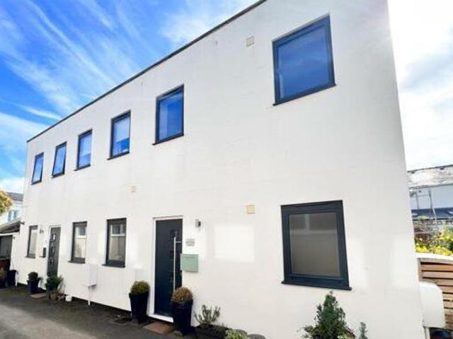 House for rent in Golden Valley, Gloucestershire