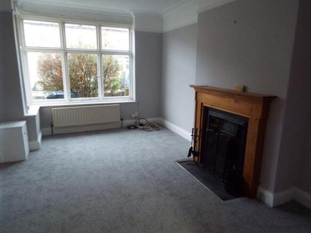 Property for rent in High Harrogate, Harrogate