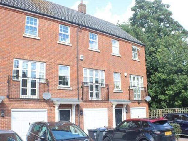 House for rent in Panshanger, Fretherne