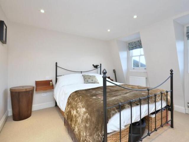 House for rent in Barnes, Greater London