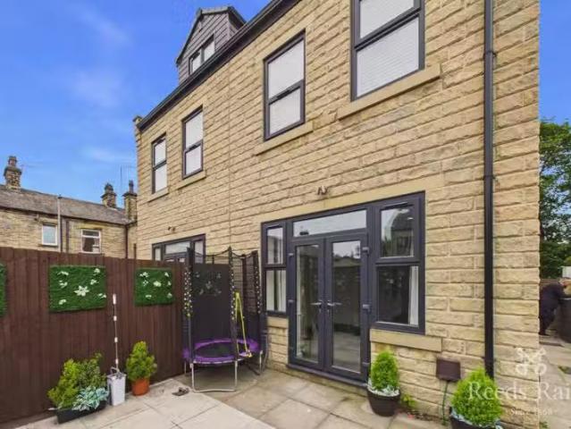 House for rent in Gomersal, West Yorkshire