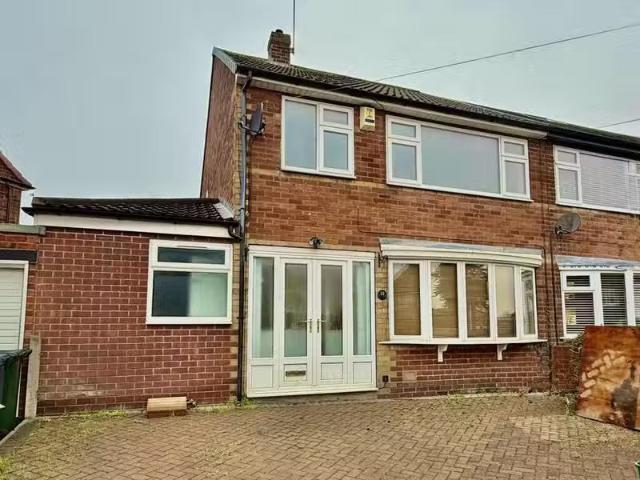 House for rent in Gresford, Wales