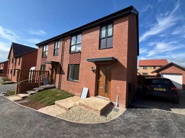 House for rent in Nailsea, North Somerset