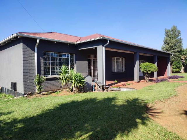 House for rent in Wentworth Park, Mogale City Local Municipality