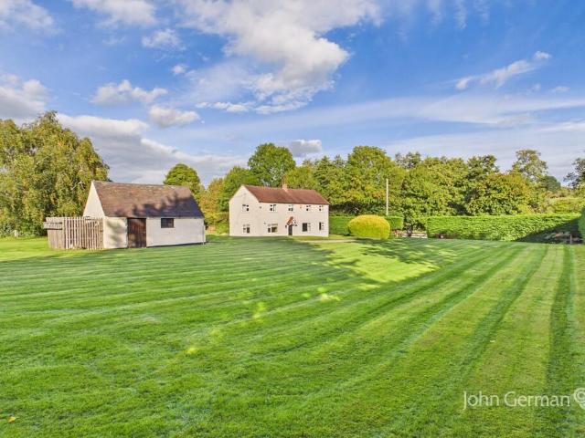 House for sale in Yoxall, East Staffordshire