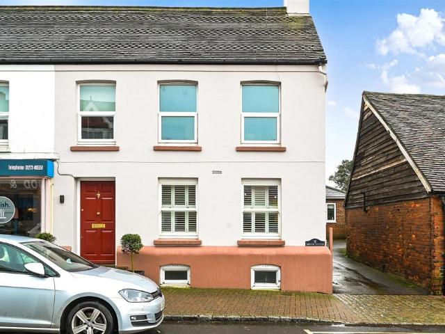 House for sale in Horsham, West Sussex