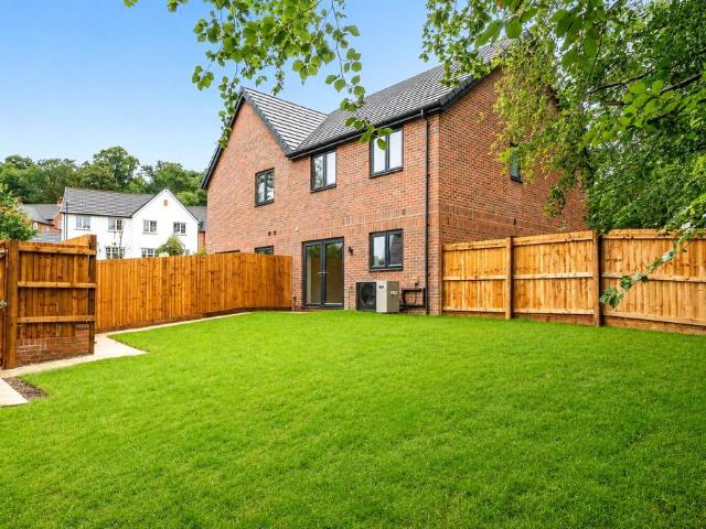 House for sale in Repton Grange, Feckenham
