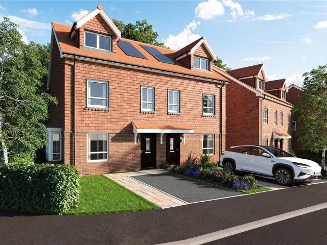 House for sale in London Borough of Croydon, Greater London