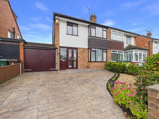 House for sale in Roby Mill, Lancashire