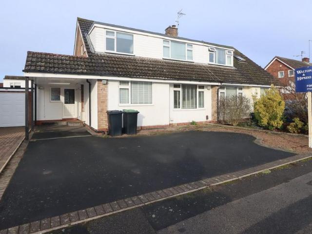 House for sale in Bromsgrove, Worcestershire