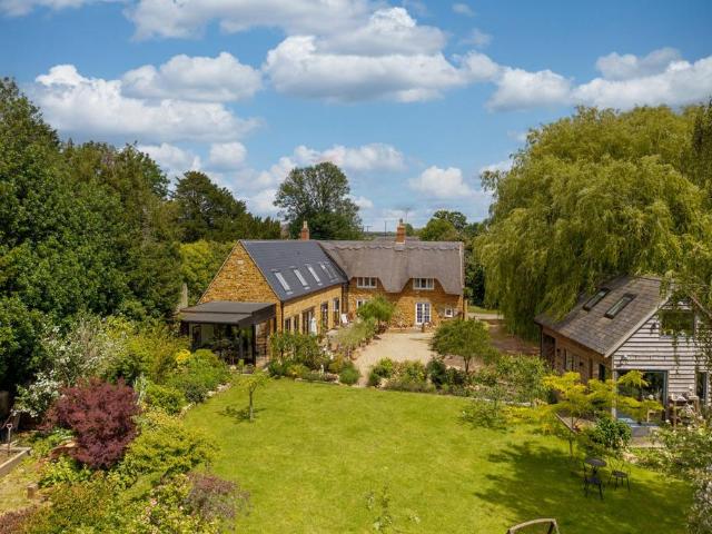 House for sale in Stanford On Avon, Leicestershire