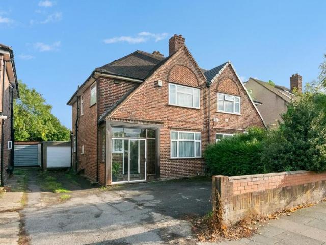 House for sale in London Borough of Hillingdon, Greater London
