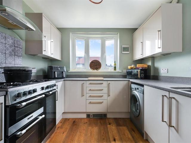 House for sale in Red Hill, Surrey