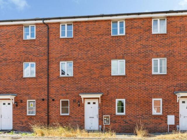 House for sale in Feckenham, City Of Bristol