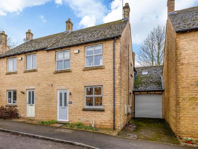 House for sale in Chipping Norton, Black Bourton
