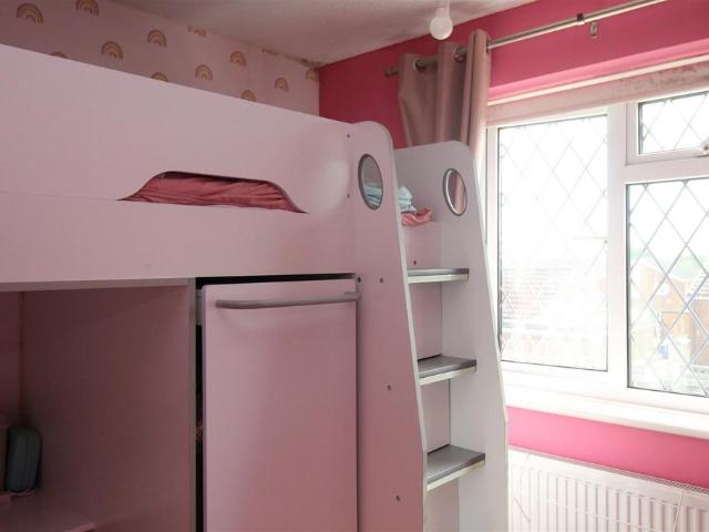 House for sale in Herne and Broomfield, The Bridge