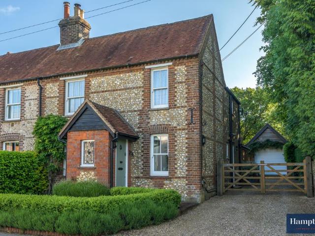 House for sale in Chartridge, Asheridge