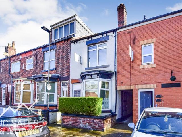 House for sale in Kenwood, South Yorkshire