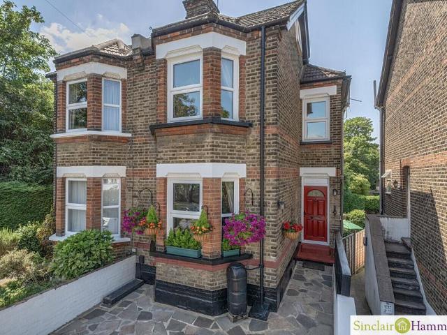 House for sale in Widmore, Greater London