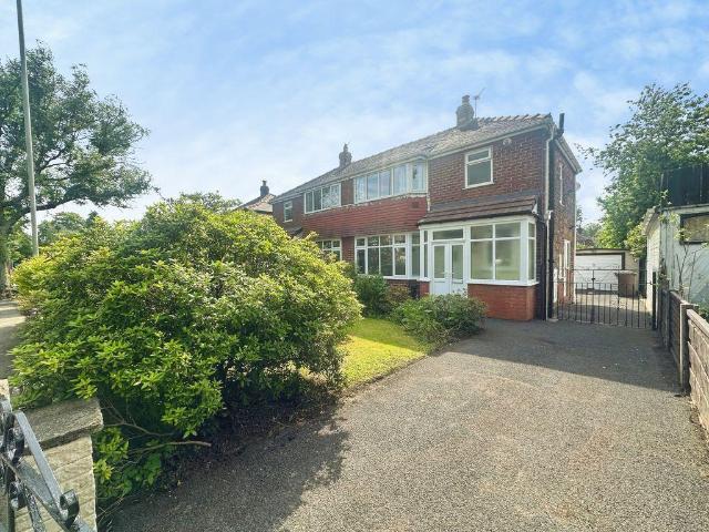 House for sale in Besses o' th' Barn, Bury