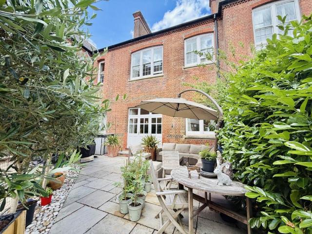 House for sale in Berrick Salome, Oxfordshire