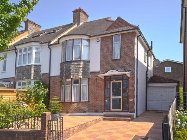 House for sale in East Dulwich, Greater London