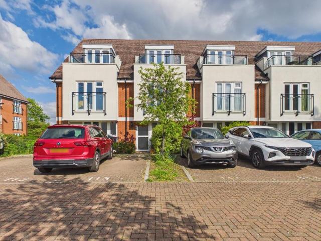 House for sale in Furze Platt, Maidenhead