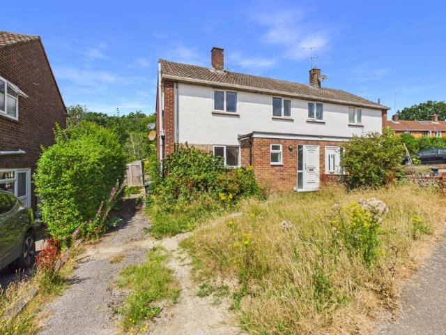 House for sale in Perryfields, West Sussex