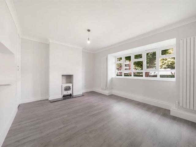 House for sale in Furzedown, Greater London