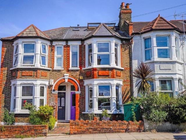 House for sale in London Borough of Lewisham, Greater London