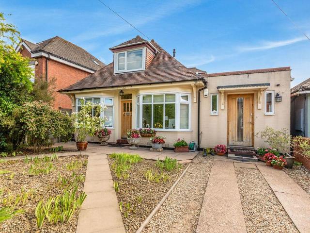 Bungalow for sale in Hunt End, Redditch