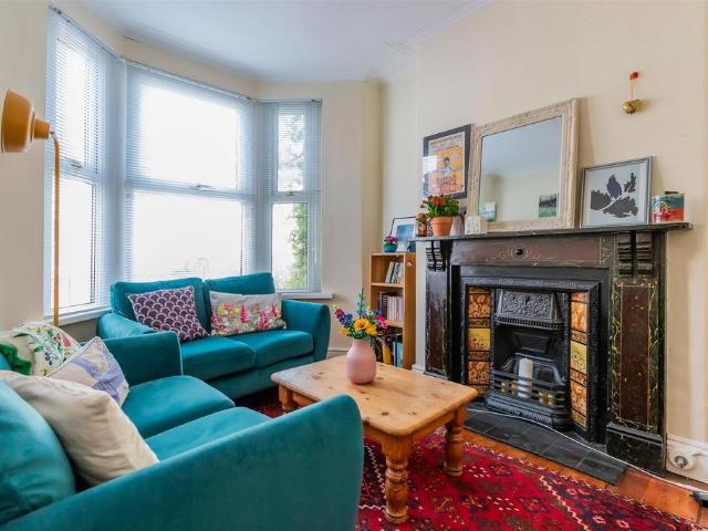 House for sale in Plasnewydd, Falcon Lodge