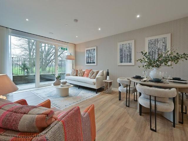 House for sale in Greater London