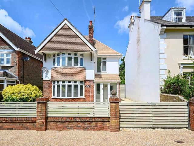 House for sale in Horsham, West Sussex
