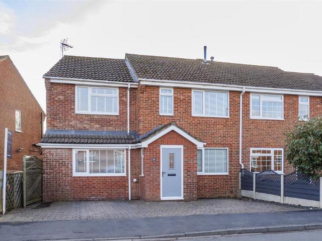 House for sale in Copmanthorpe, York
