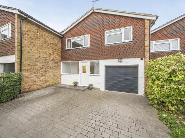 House for sale in Halstead, Sevenoaks
